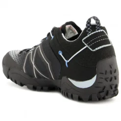 Garmont Women's Sticky Cloud - Approach Shoes -La Sporttock Shop garmont womens sticky cloud approach shoes detail 5