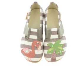 Living Kitzbühel Kid's T Model Flamingo & Palm Tree - Slippers -La Sporttock Shop living kitzbuehel kids t model flamingo palm tree slippers detail 4