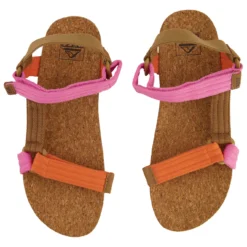 Reef Women's Cushion Rem - Sandals -La Sporttock Shop reef womens cushion rem sandals detail 5